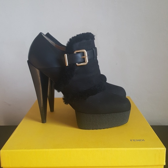 Fendi Women's Bootie - Picture 4 of 8